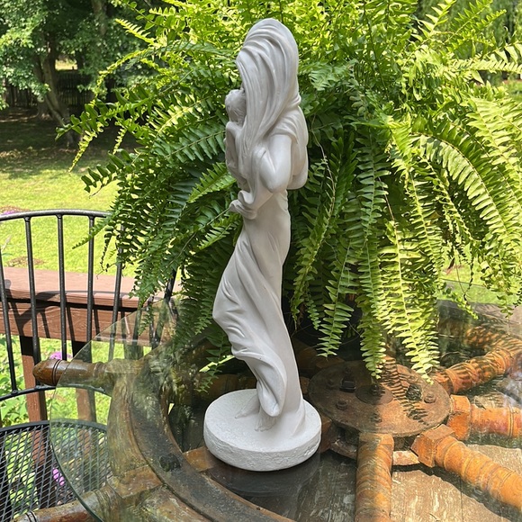 RARE Austin Sculpture Quiet Moment - Picture 6 of 15